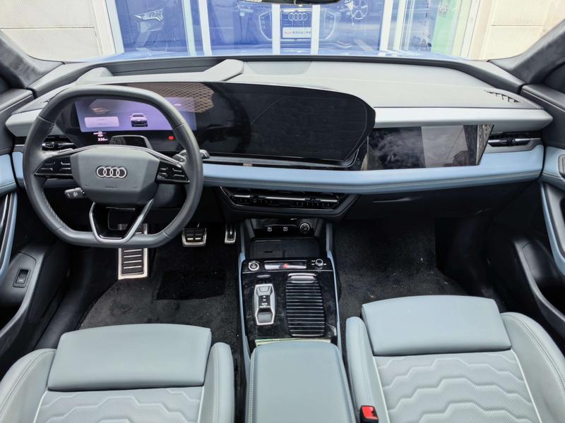 Audi Q6L e-tron, 2025 — фото 5 из 10