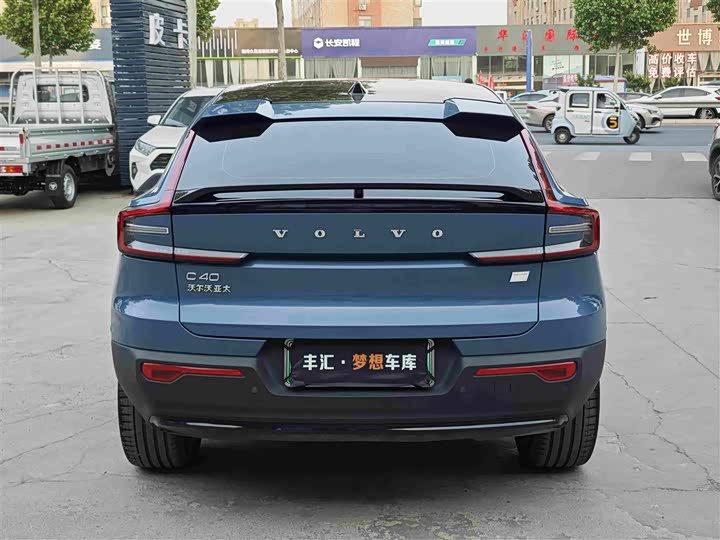 Volvo C40, 2023 — фото 5 из 9