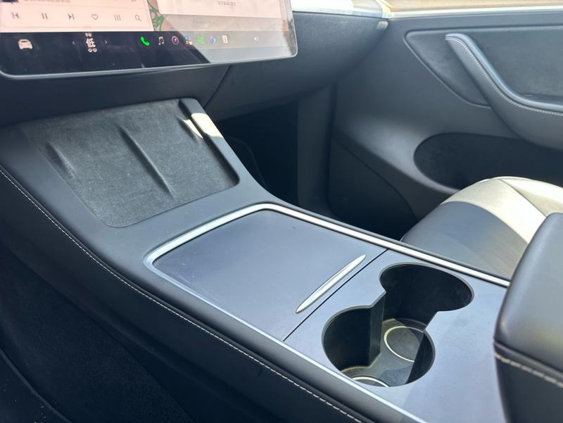 Tesla Model Y, 2023 — фото 11 из 12
