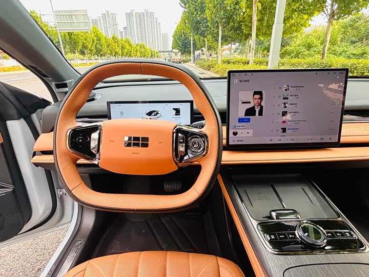 Geely Galaxy Starshine 8 EM-i, 2025 — фото 9 из 9