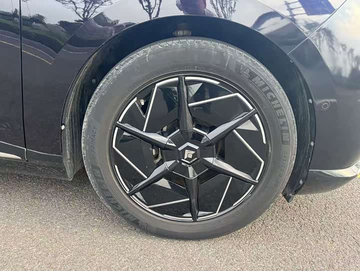 GAC Hyptec HT, 2023 — фото 7 из 9