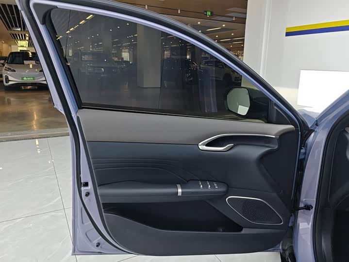 Changan Eado Plus, 2026 — фото 7 из 9