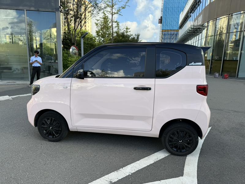 Wuling Mini EV, 2023 — фото 3 из 11