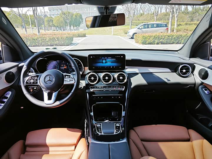 Mercedes-Benz GLC-Class Coupe, 2022 — фото 7 из 9