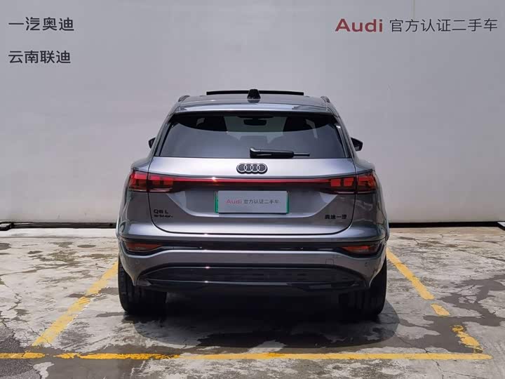 Audi Q6L e-tron, 2025 — фото 6 из 9