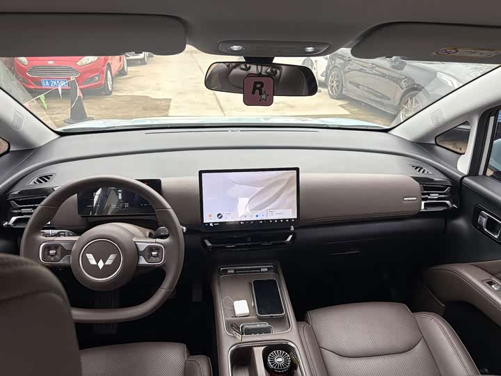 Wuling Starlight 730 Hybrid/EV, 2025 — фото 4 из 9
