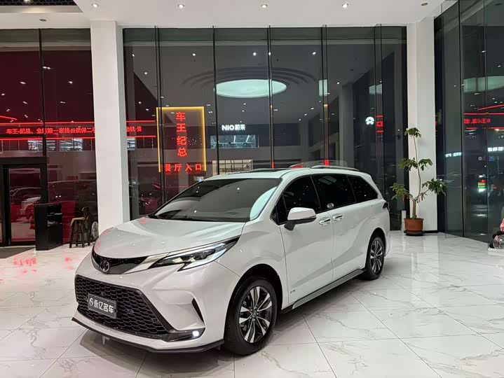 Toyota Granvia, 2025 — купить в Орле под ключ