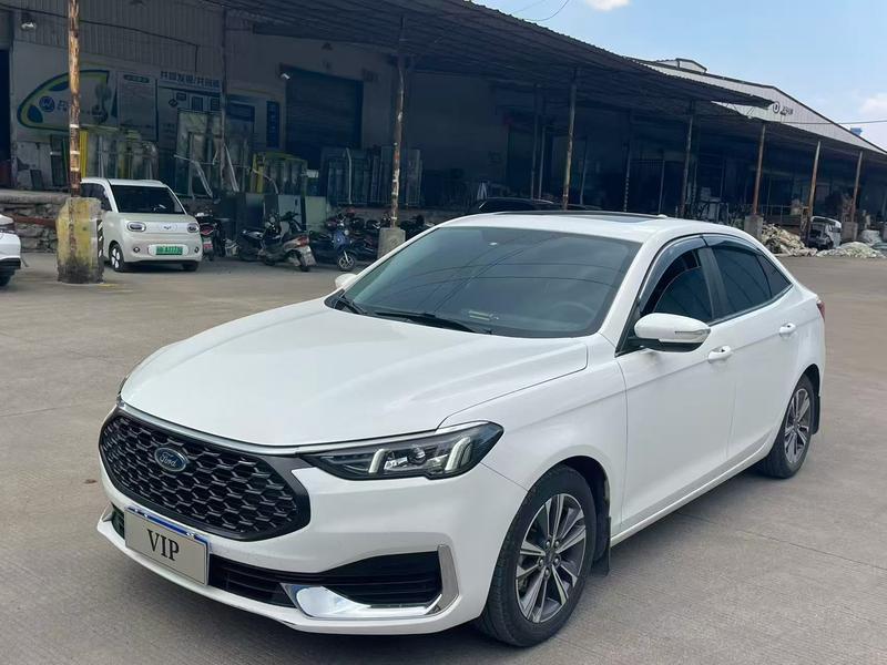 Ford Escort, 2022 — купить в Санкт-Петербурге под ключ