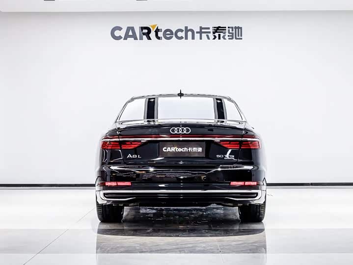 Audi A8, 2022 — фото 5 из 9