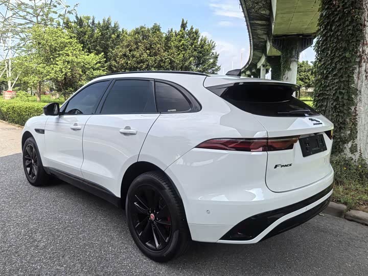 Jaguar F-Pace, 2022 — фото 4 из 9