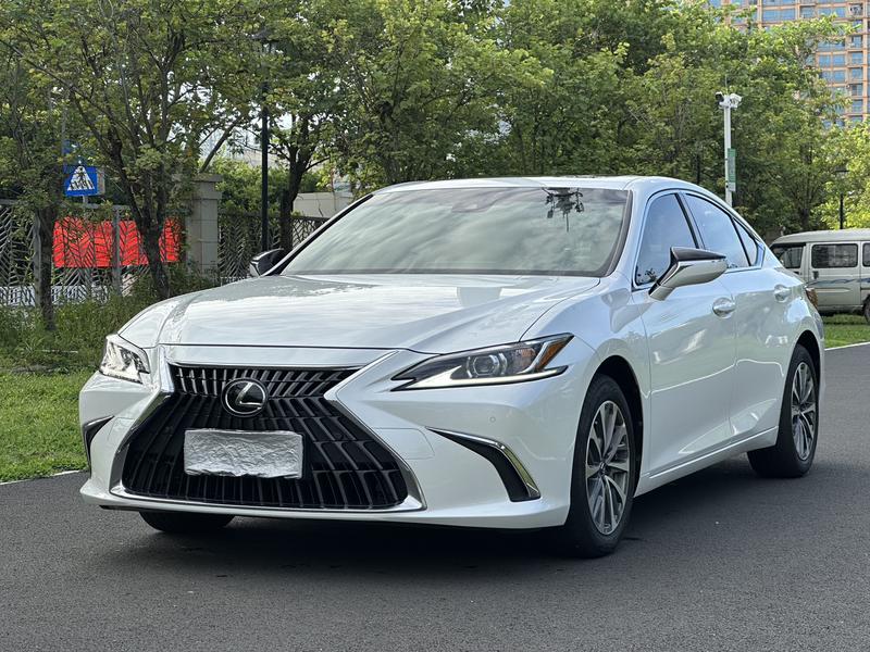 Lexus ES, 2022 — купить в Самаре под ключ