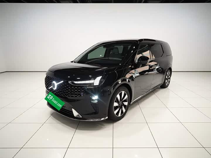 Volvo EM90, 2023 — фото 2 из 9