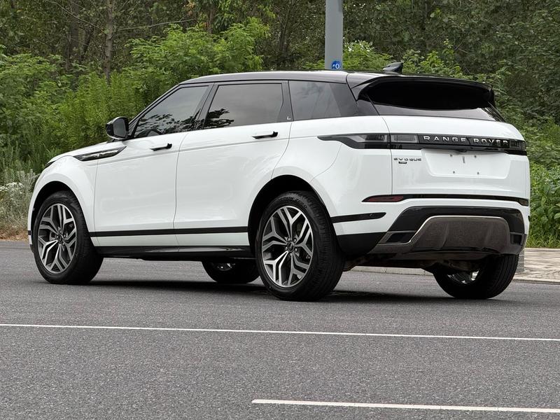 Land Rover Range Rover Evoque L, 2023 — фото 3 из 12