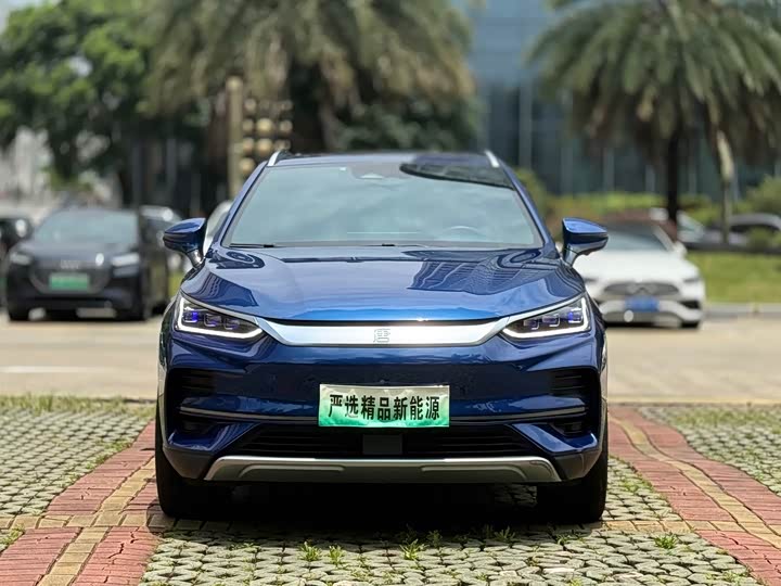 BYD Tang Hybrid/EV, 2022 — фото 2 из 9