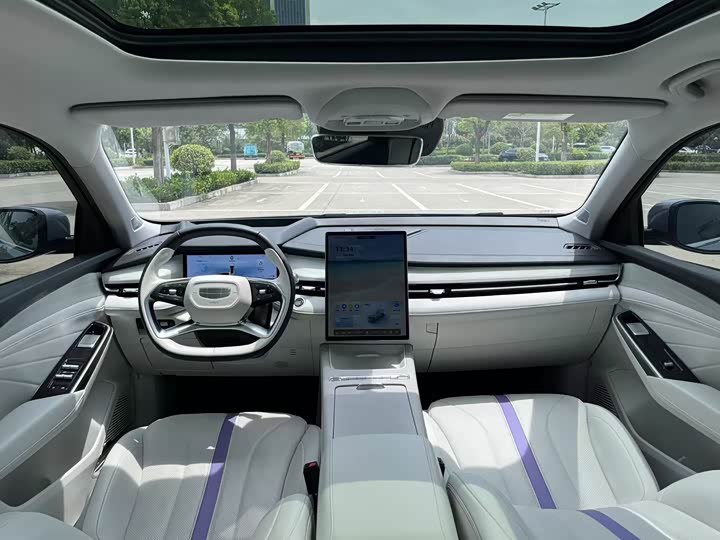 Geely Preface L, 2023 — фото 8 из 9