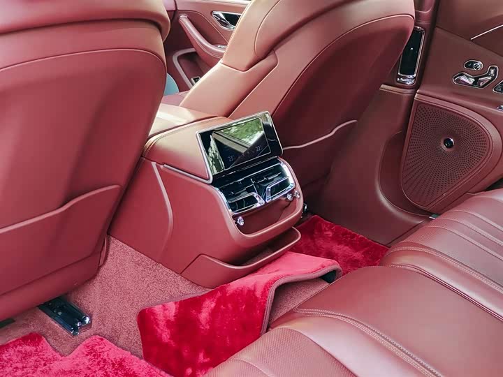 Bentley Flying Spur, 2023 — фото 9 из 9