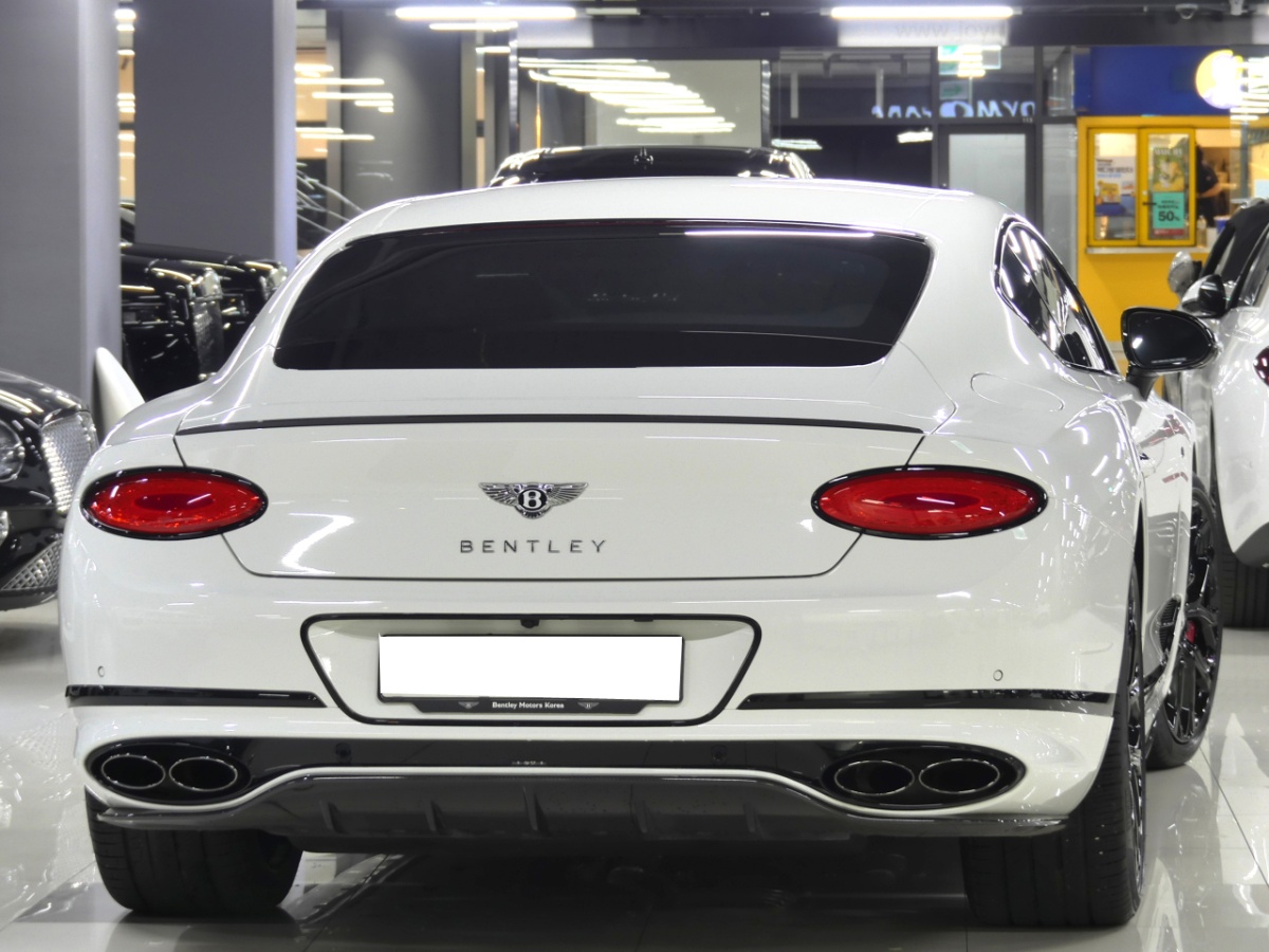 Bentley Continental GT, 2023 — фото 3 из 12