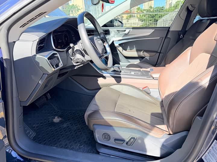 Audi A7L, 2023 — фото 4 из 9