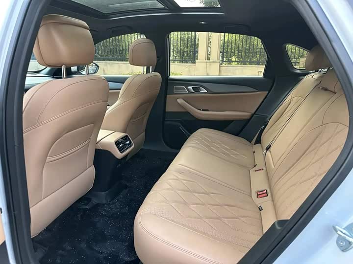 Geely Galaxy A7, 2025 — фото 8 из 9