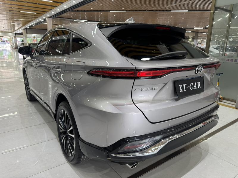 Toyota Venza, 2022 — фото 4 из 12