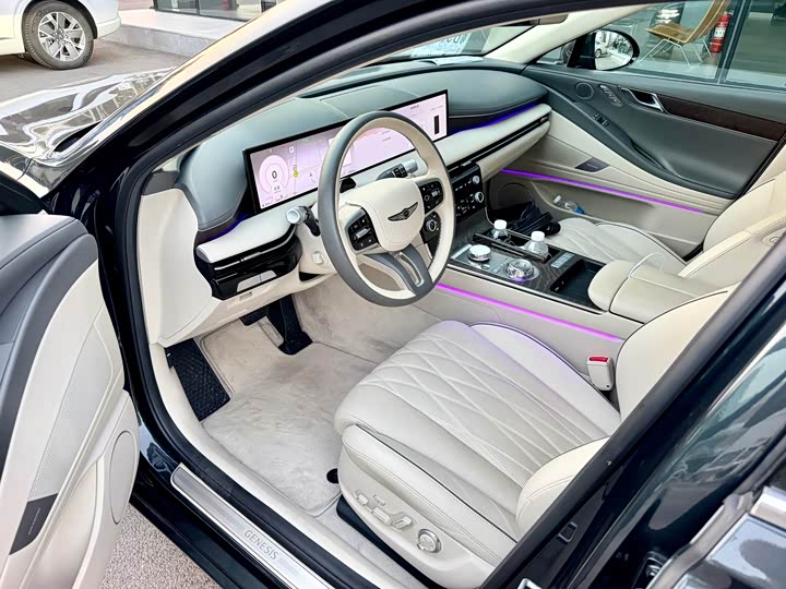 Genesis G80, 2025 — фото 6 из 9