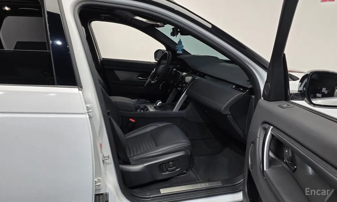 Land Rover Discovery Sport, 2024 — фото 11 из 12