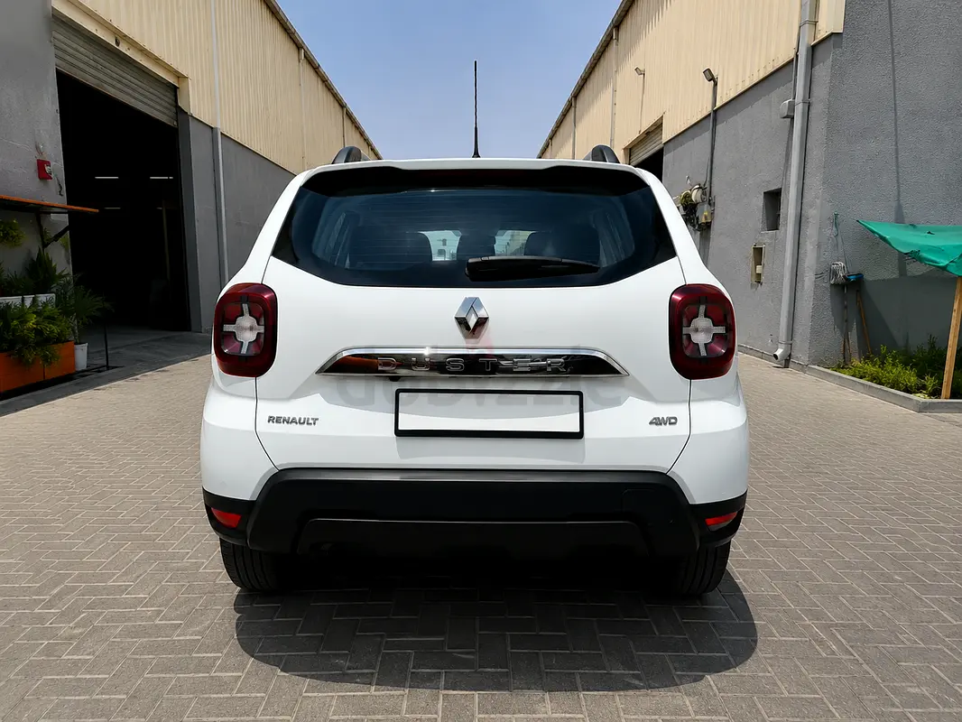 Renault Duster, 2023 — фото 4 из 7