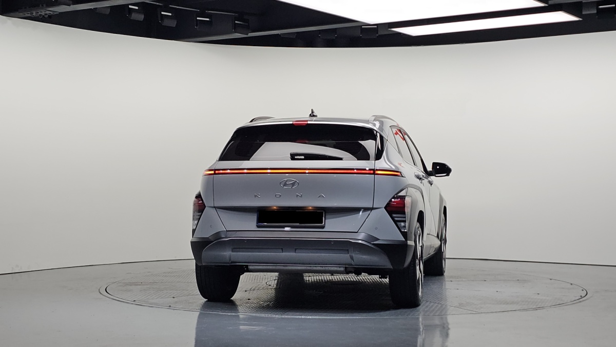 Hyundai Kona, 2023 — фото 4 из 12