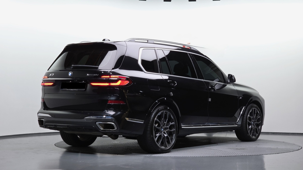 BMW X7, 2025 — фото 2 из 12