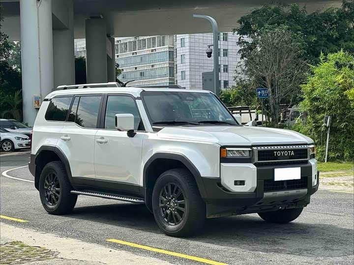 Toyota Prado, 2024 — фото 3 из 9