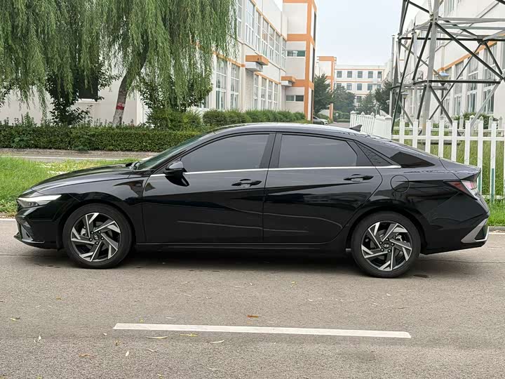 Hyundai Elantra N line, 2025 — фото 4 из 9