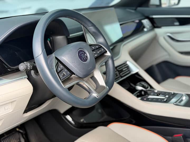 BYD Song Plus Hybrid/EV, 2022 — фото 4 из 9