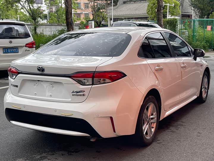Toyota Levin, 2022 — фото 6 из 9