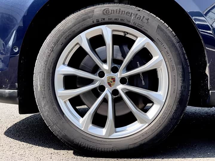 Porsche Macan, 2022 — фото 7 из 9