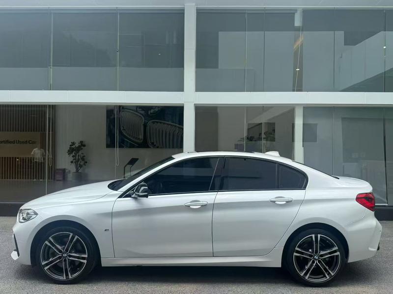 BMW 1 Series, 2022 — фото 3 из 9