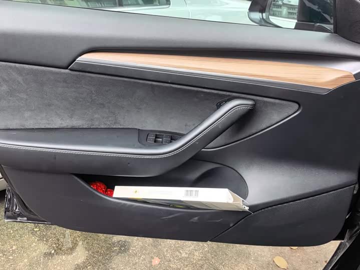 Tesla Model 3, 2023 — фото 7 из 9