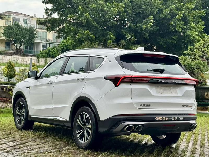 Jetour X70 Plus, 2021 — фото 4 из 9