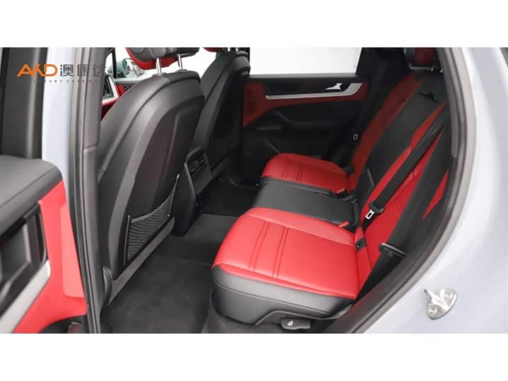Porsche Cayenne, 2023 — фото 7 из 9