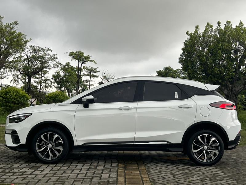 Geely Emgrand GS, 2023 — фото 4 из 12