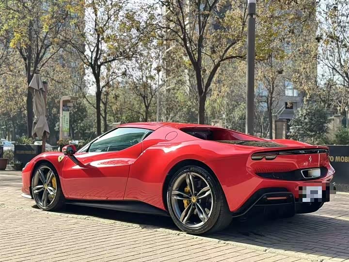 Ferrari 296, 2023 — фото 3 из 7