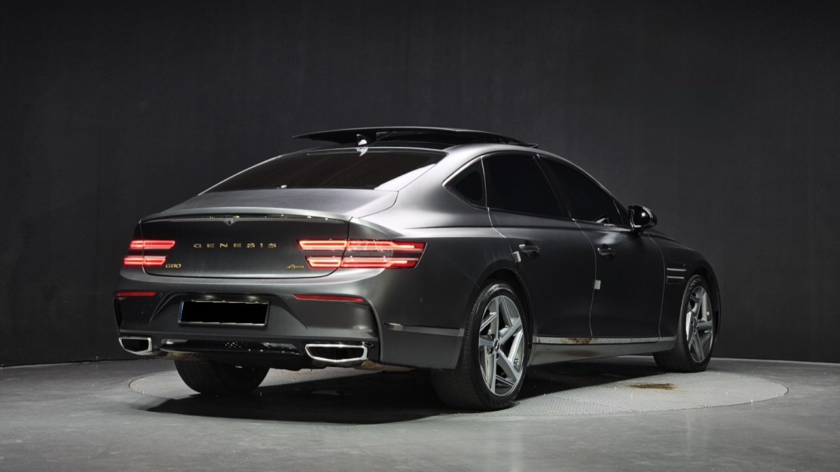 Genesis G80, 2022 — фото 2 из 12