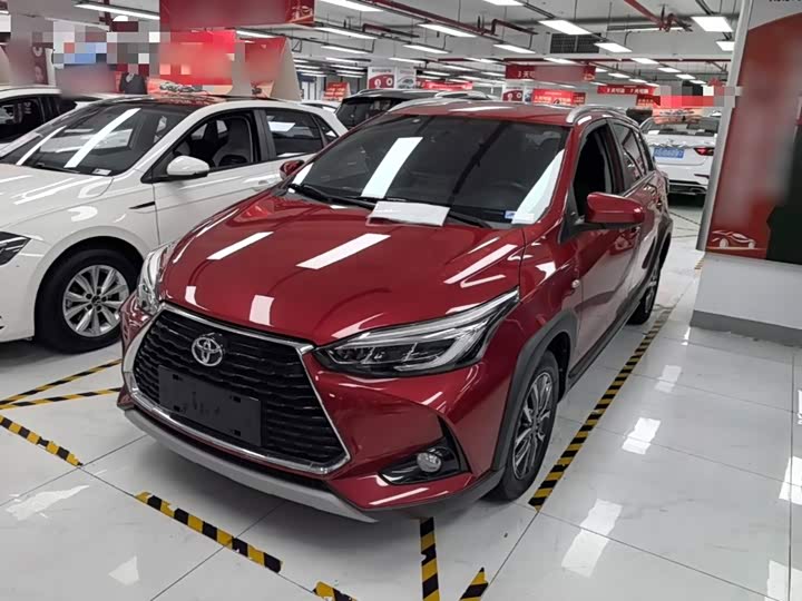 Toyota Yaris L Hatchback, 2022 — купить в Перми под ключ