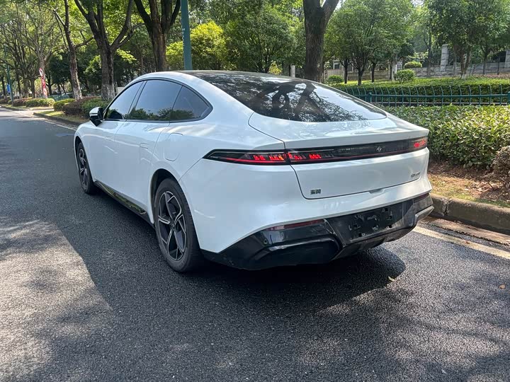 Dongfeng Yipai eπ 007, 2024 — фото 4 из 9