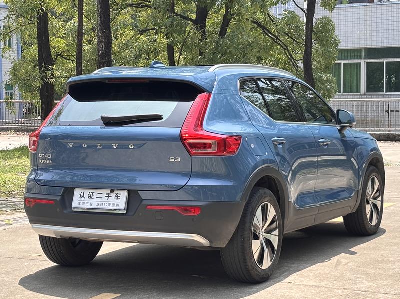 Volvo XC40, 2022 — фото 7 из 12