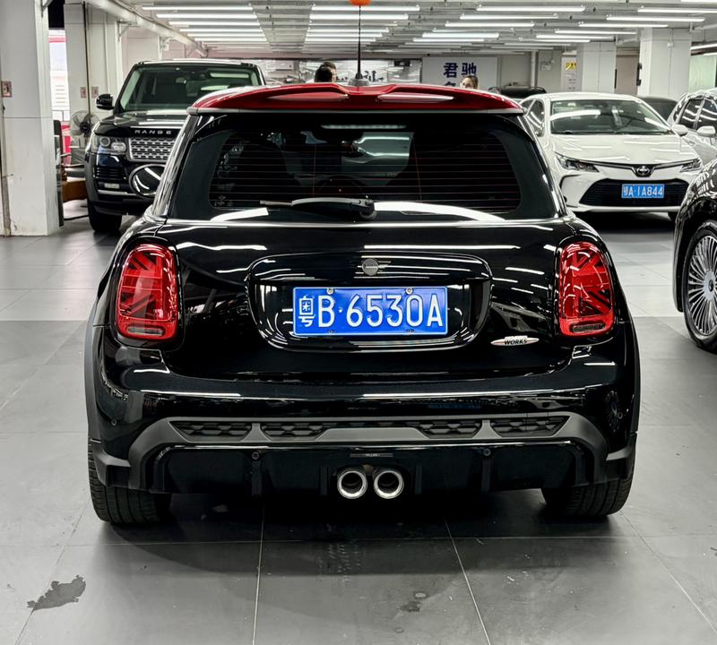 Mini Mini JCW, 2021 — фото 5 из 10