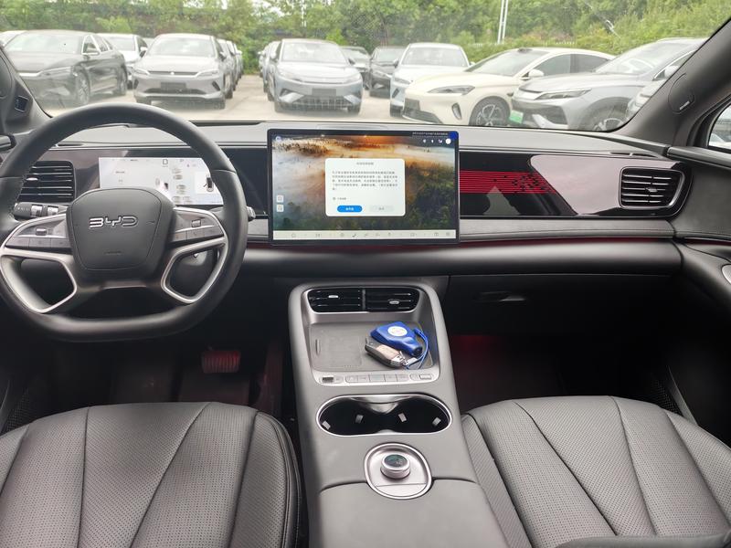 BYD Sea Lion 06 Hybrid/EV, 2025 — фото 6 из 9