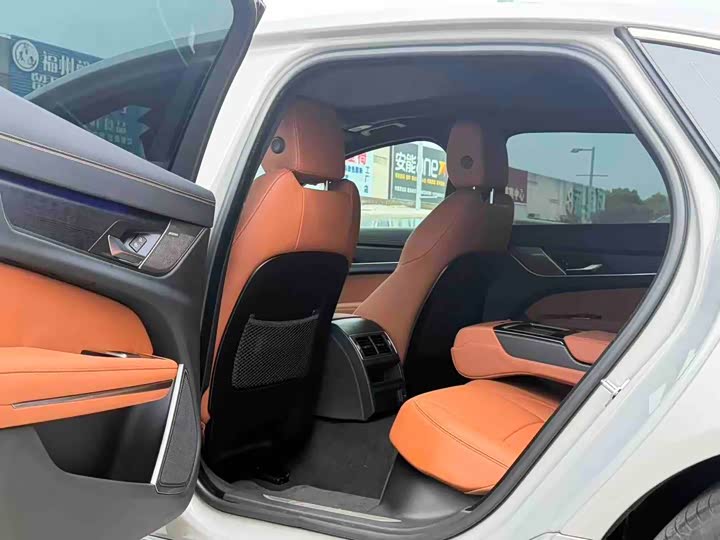 Jaguar XF L, 2023 — фото 8 из 9