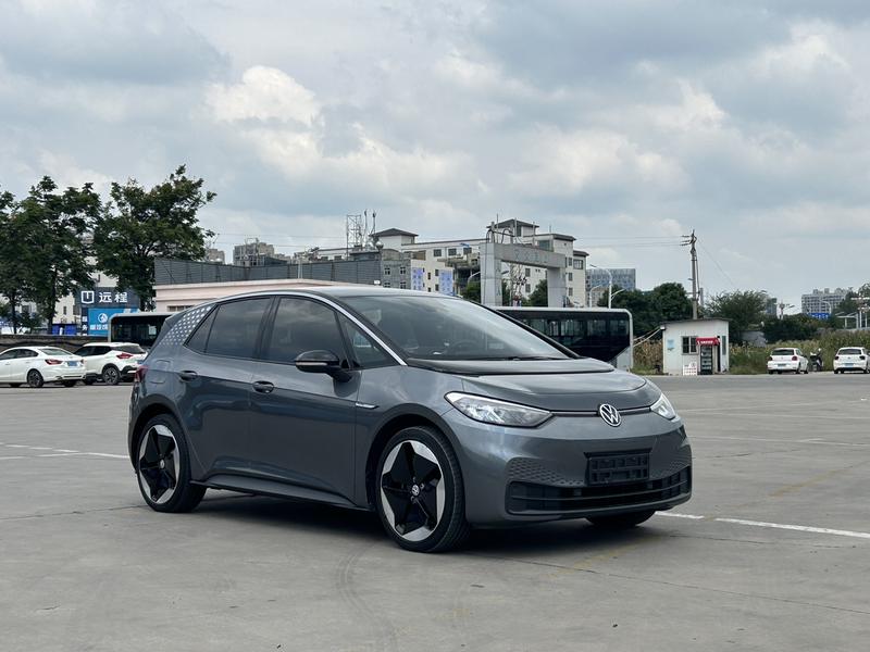 Volkswagen ID.3, 2023 — фото 3 из 9