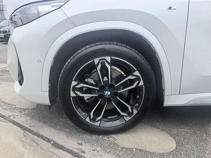 BMW X1, 2025 — фото 5 из 9