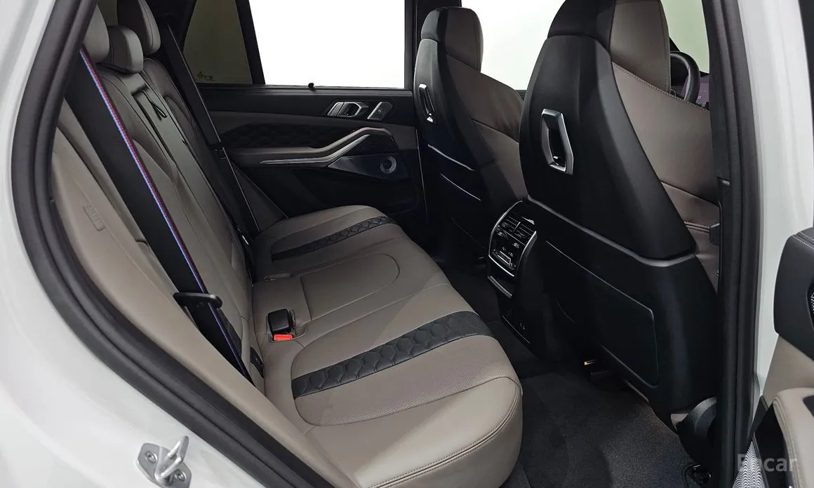 BMW X5 M, 2025 — фото 12 из 12